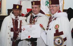 Cavaleiros Templários têm novo Grão-Mestre Cavaleiros Templários têm novo Grão-Mestre